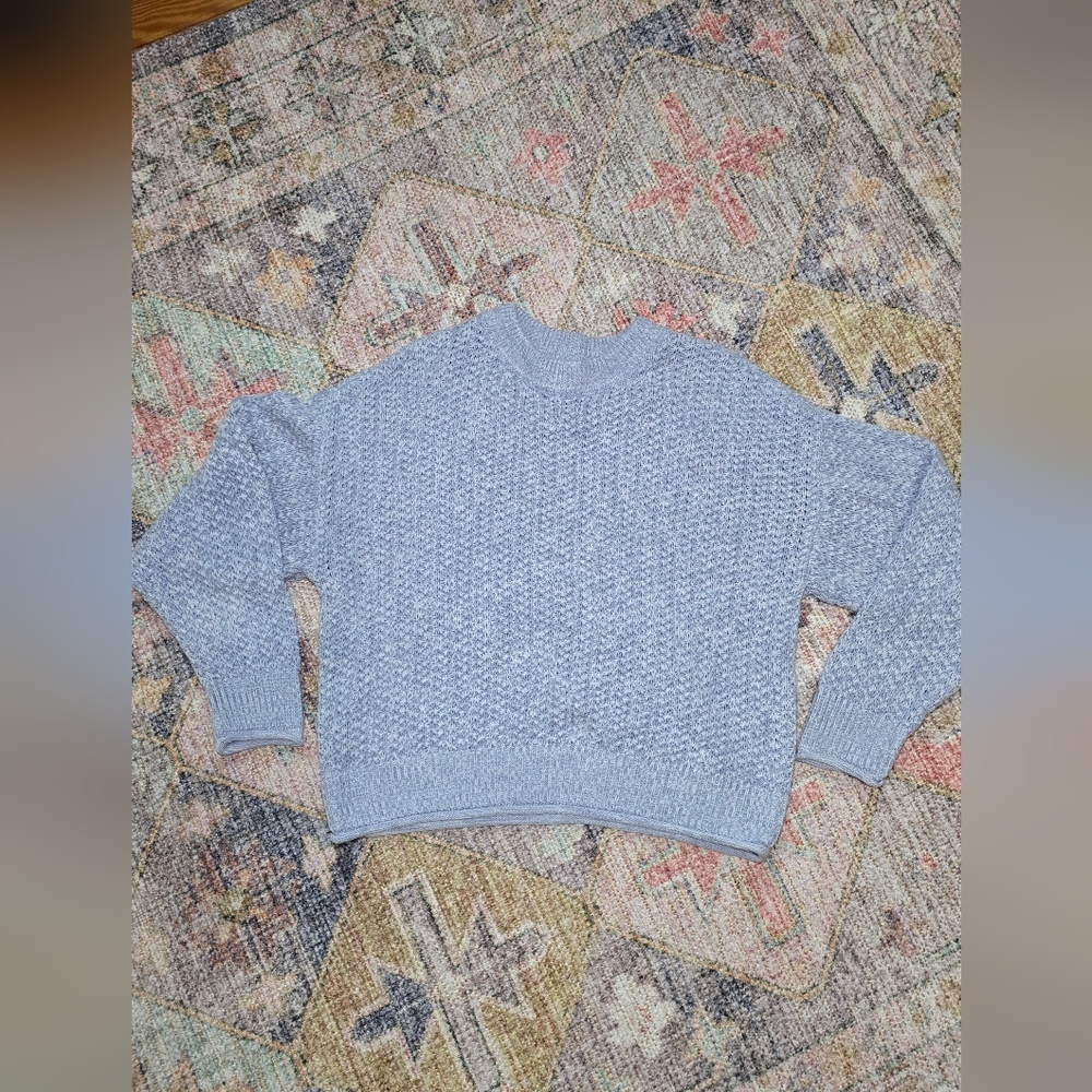 UNIVERSAL THREAD SWEATER